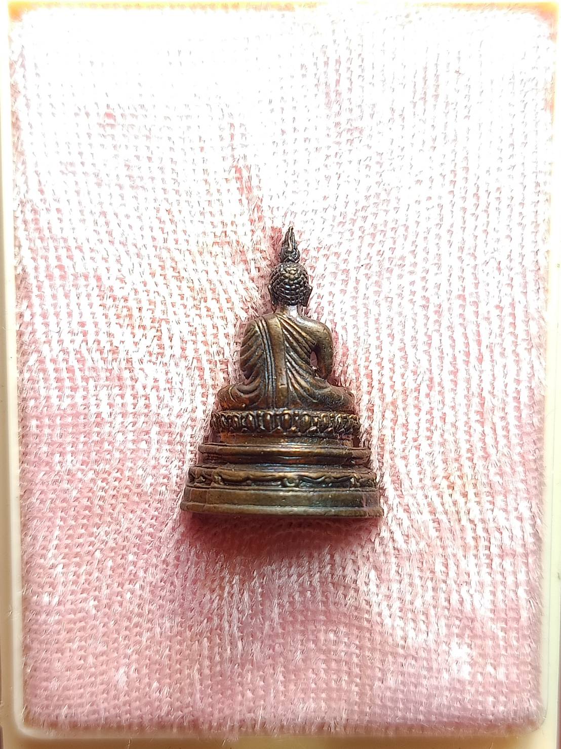 พระชัยวัฒน์พระพุทธอังคีรส วัดราชบพิธสถิตมหาสีมาราม กทม. ปี 2555 พร้อมกล่อง (SKU-07922)