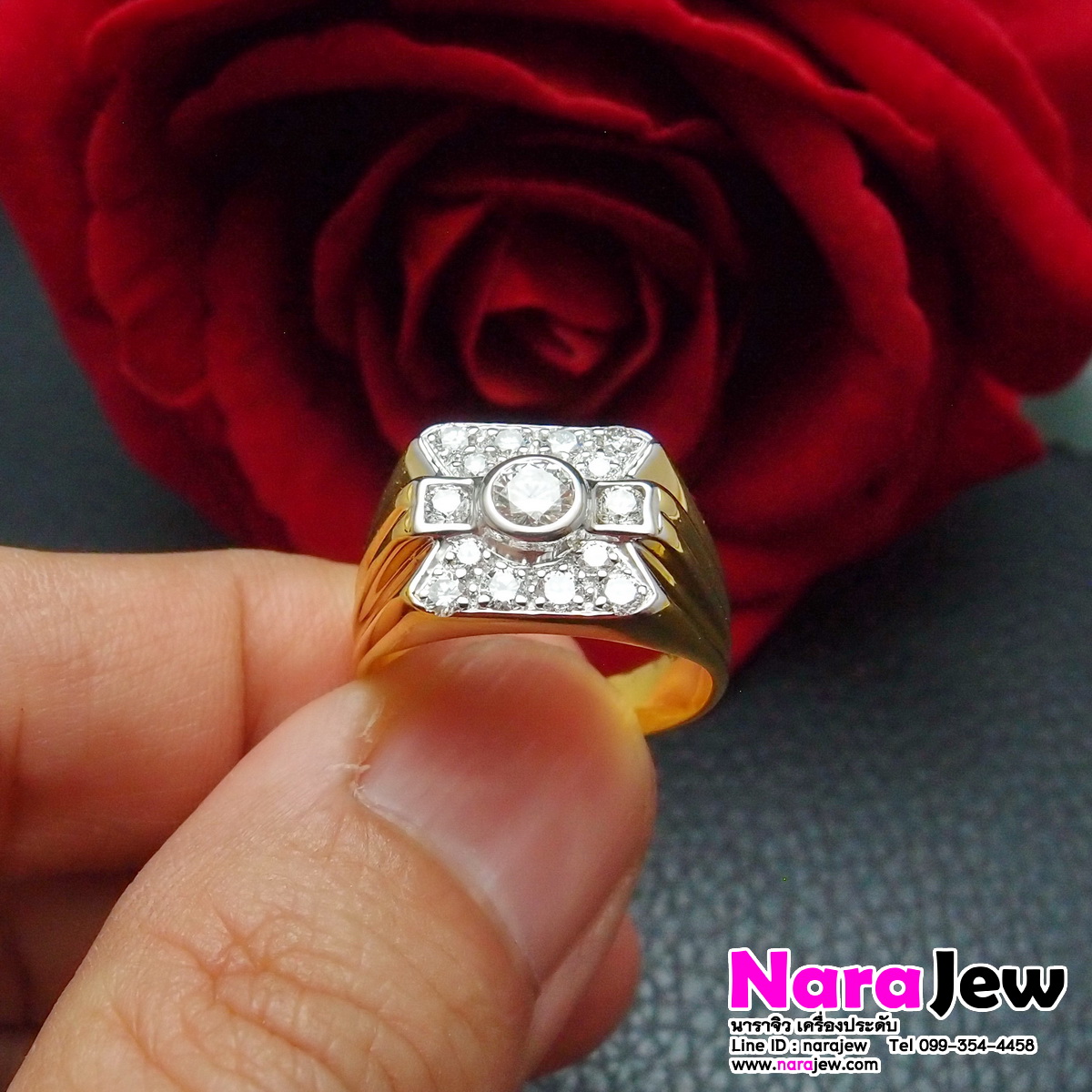 แหวนเพชรชาย เพชรแท้เม็ดกลาง 30 ตัง ล้อมเพชรแท้ 60 ตัง แบบแหวนหน้ากว้าง สวมใส่แล้วดูภูมิฐาน