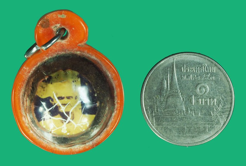 ขายแล้ว*40371 รูปถ่ายหลังลูกอม เลี่ยมพลาสติกเก่าหลายสิบปี ไม่ทราบที่และปีสร้าง 12