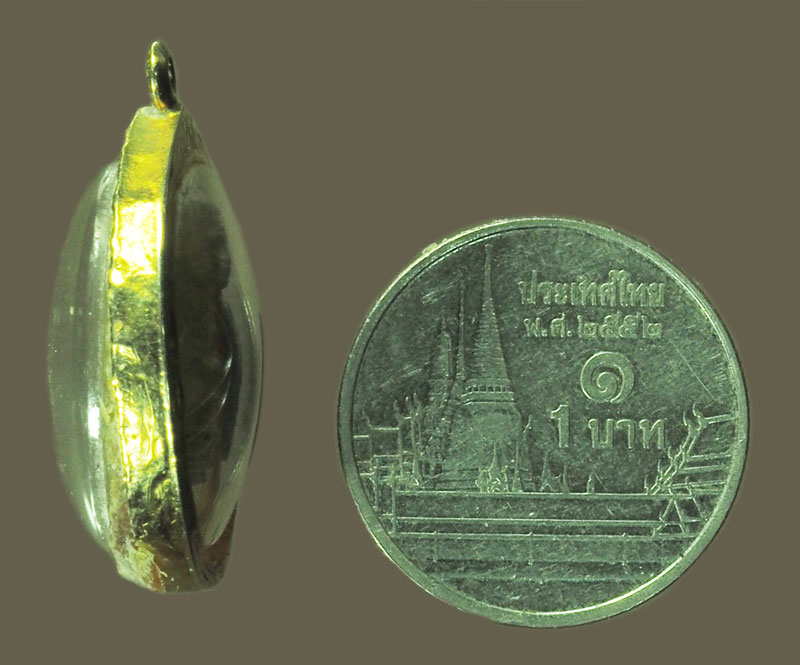 *38545 เหรียญหลวงปู่ทวด เหรียญน้ำทะเลจืด วัดช้างไห้ ไม่ทราบปี เลี่ยมจับขอบทอง 11