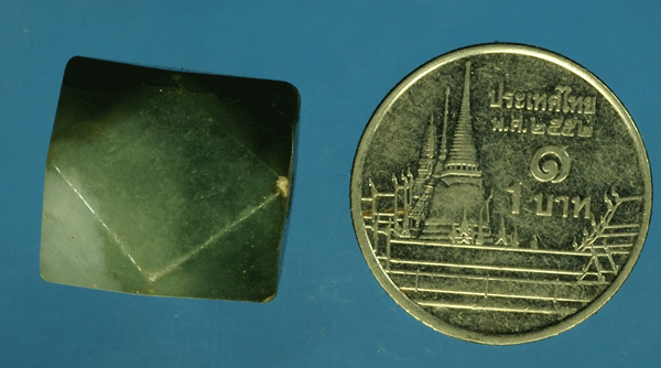 *27930 หยกแกะ โบราณ ทำลักษณะเป็นเครื่องประดับ 17