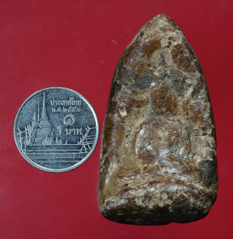 *29977 พระเนื้อดินผงผสมว่าน เก่าพอมีอายุ ไม่ทราบที่และปีสร้าง สภาพใช้ 9.1