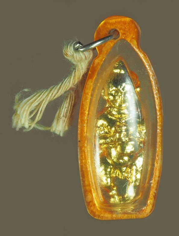 *38947 กุมารทอง หลวงพ่อกวย วัดโฆษิตราราม เนื้อตะกั่วชุบทอง เลี่ยมพลาสติกเดิมจากวัด 12