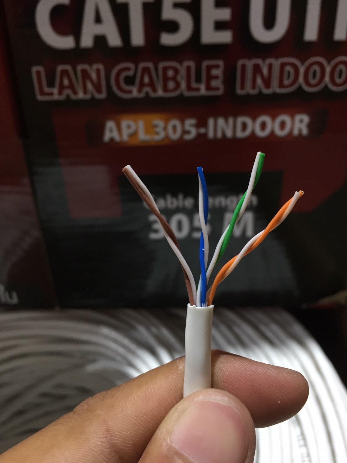 Apollo สายLAN CAT5E UTP รุ่น APL305-INDOOR 305M.