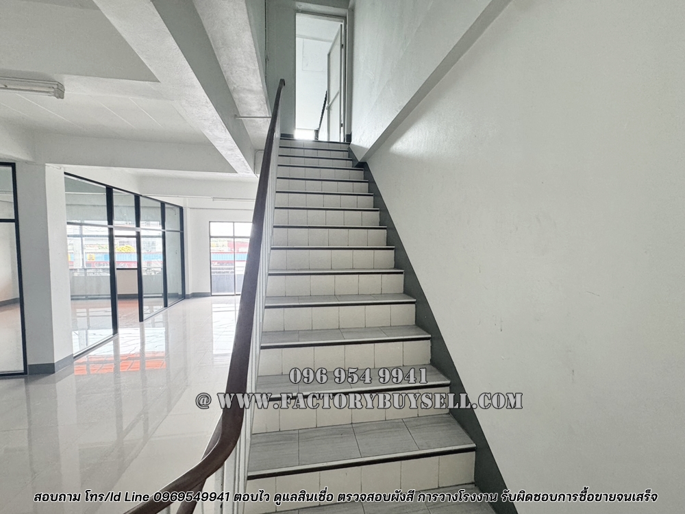 销售工厂,仓库,办公室,埃卡查路(Ekachai Road),Soi Cherd Mahachai Bang Nam Fresh,Samut Sakhon,新装修的建筑物准备工作了