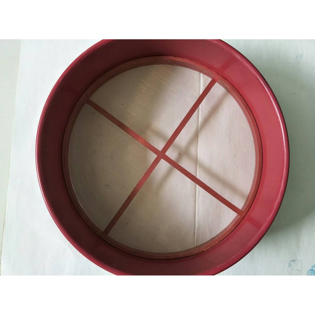 ตะแกรงร่อนแป้ง PVC ขอบทองเหลือง ตรานกอินทรี (ราคารวมแวท) ที่ร่อน กระชอนกรอง กระชอนร่อนแป้ง กระชอนตาถี่ ที่ร่อนแป้ง ตะแกรงตาถี่ (1 อัน)