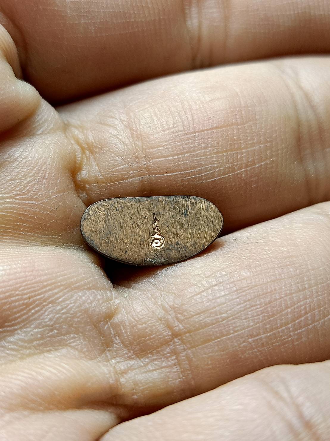 รูปหล่อพระศรีศากยมุนี รุ่นเศรษฐีทอง วัดสุทัศน์ กทม. ปี 2539 พร้อมกล่อง (SKU-08323)