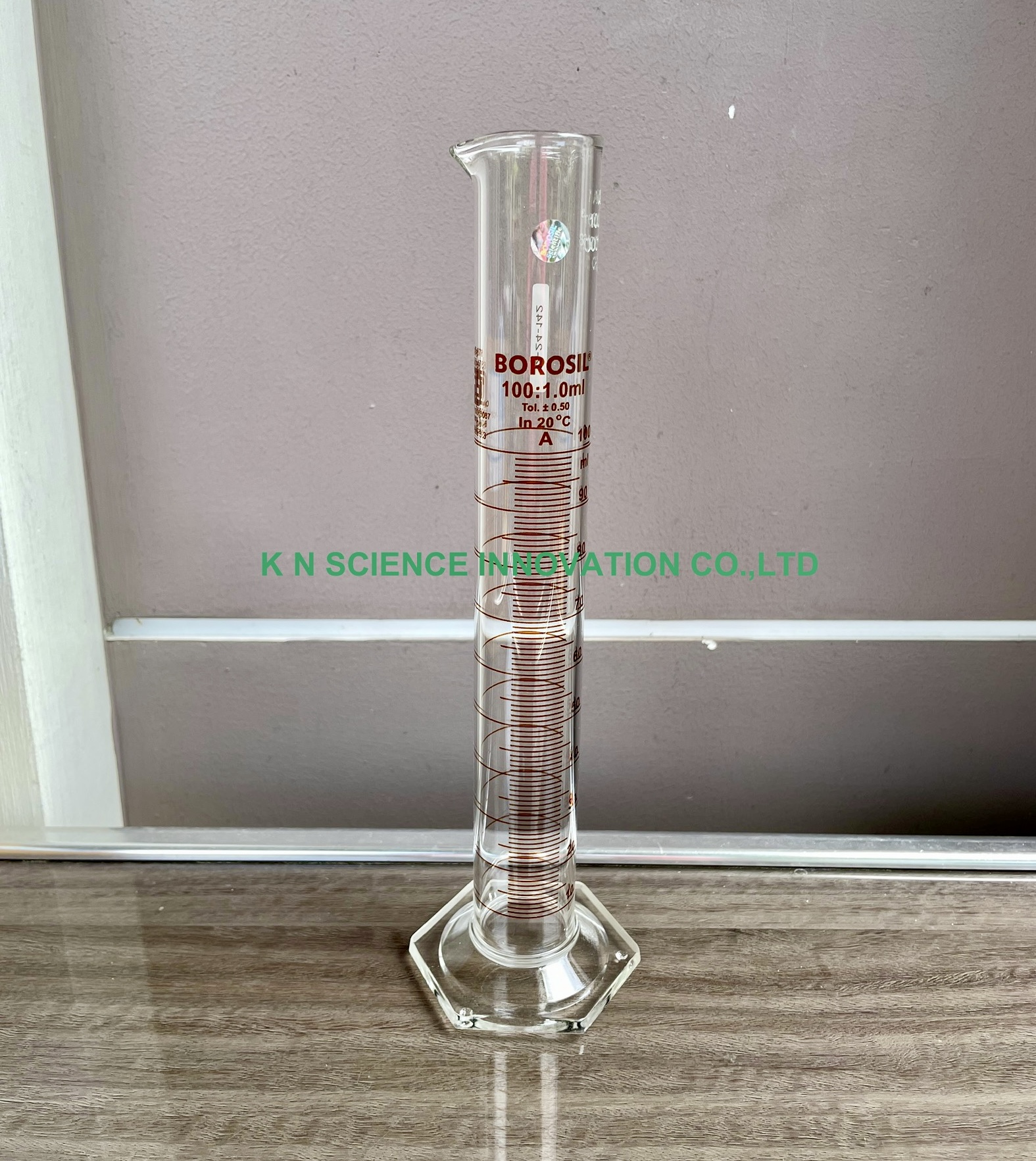 Cylinders, Graduated, Single Metric Scale, with Pour Out, with Hexagonal Base, Class A, with Batch Certificate 3021