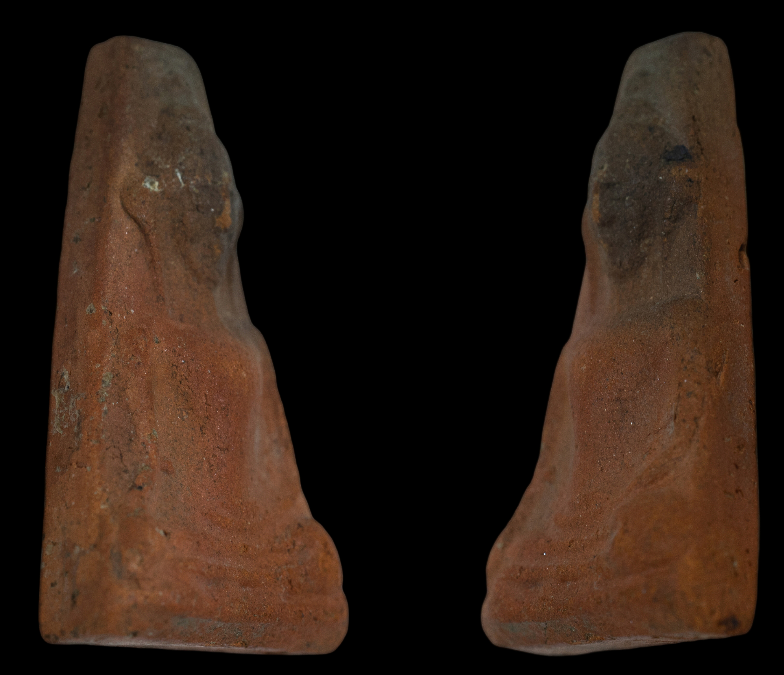 พระผงสุพรรณเนื้อดิน ยุคต้น หลวงพ่อกวย วัดโฆสิตาราม ช่วงปี 2500