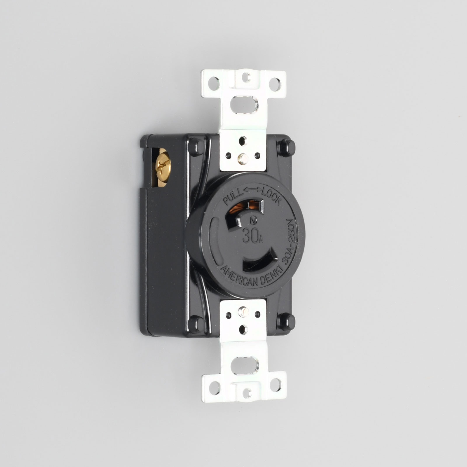 AMERICAN DENKI 2320 ปลั๊กตัวเมียฝังขาล็อก 2P(2P,2W ) 30A 250V