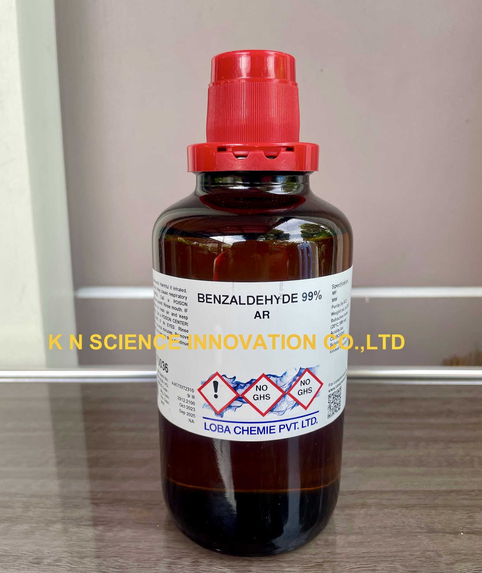 Benzaldehyde, 99%, AR 100-52-7 ,500 ml , Loba 0003600500