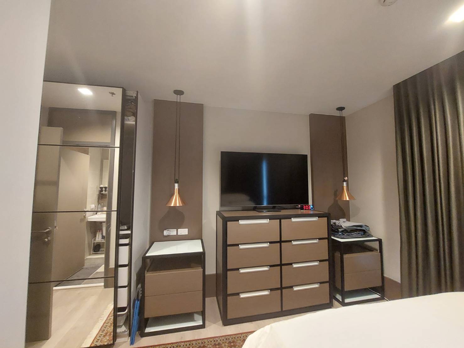 ให้ขาย (For Sale) คอนโด : เดอะ ไลน์ พหลโยธิน อาคาร B (The Line Phahonyothin Park B) ประเภท : 2 ห้องนอน 2 ห้องน้ำ พื้นที่ : 62 ตรม.