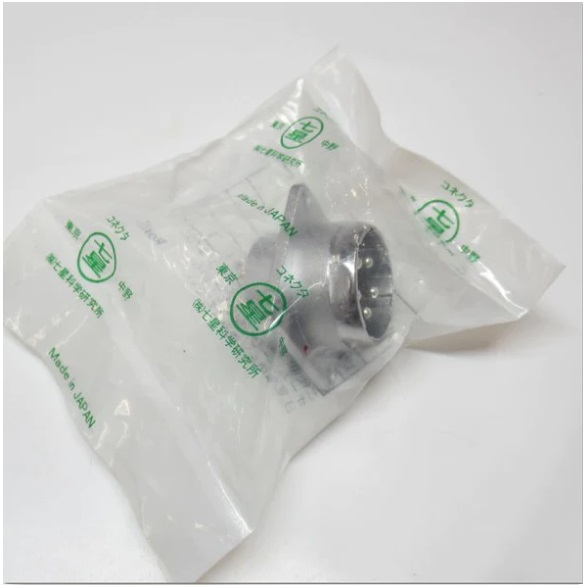 NR-245-RM NANABOSHI CONNECTOR 5POLE 15A 250V