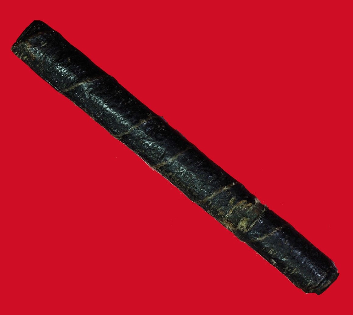 ขายแล้ว*35017 ตะกรุดสาริกา ลงรักถักเชือก หลวงพ่อทบ วัดชนแดน เพชรบูรณ์ ขนาด ความยาว 2.5 นิ้ว 12