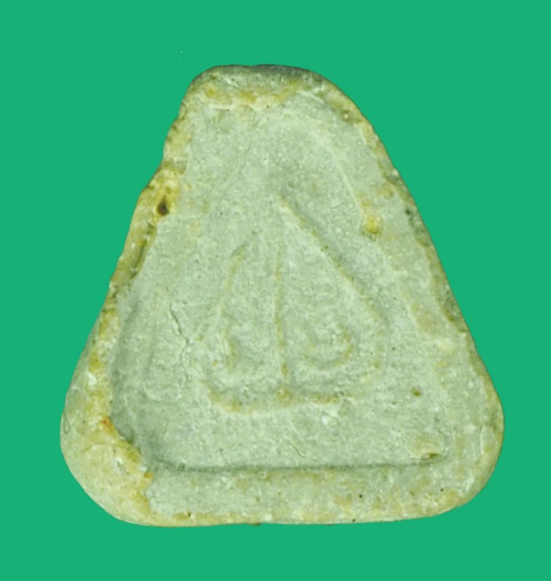 ขายแล้ว*39983 พระปิดตาหลังใบโพธ์ หลวงปู่สี วัดถ้ำเขาบุญนาค นครสวรรค์ เนื้อผงน้ำมัน 6