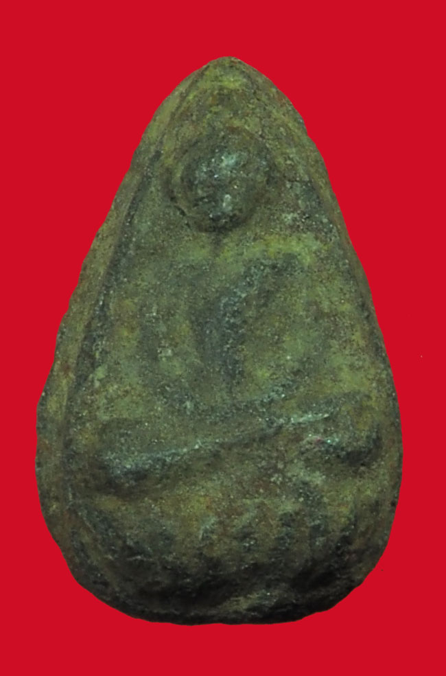 *35006 พระหยดน้ำหรือกลีบบัว เนื้อผงใบลาน เก่าๆ ไม่ทราบที่และปีสร้าง 9