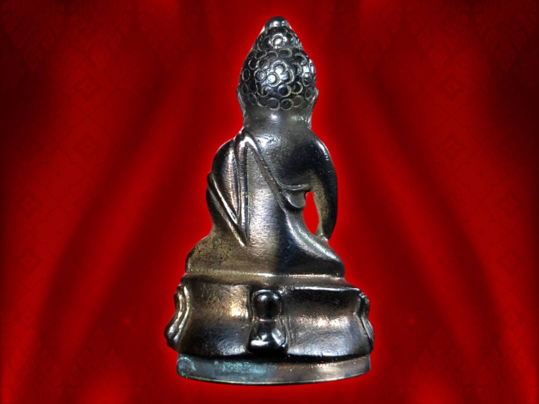 พระกริ่งปวเรศ วัดบวรนิเวศ พ.ศ. 2552 เนื้อนวะ (รุ่น 3 ) พร้อมกล่องนอก กล่องในเดิม ๆ สมเด็จพระญาณสังวร สมเด็จพระสังฆราช ทรงอนุโมทนาและอธิฏฐานจิต แผ่นทอง ในหลวงรัชกาลที่ 9 ทรงเจิมและทรงตั้งพระราชสัตยาธิฏฐาน แผ่นเงิน แผ่นทองแดง