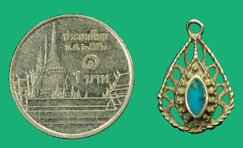 *35971 ล็อกเก็ตหินสี ทำด้วยเงิน เป็นเครื่องประดับ 17