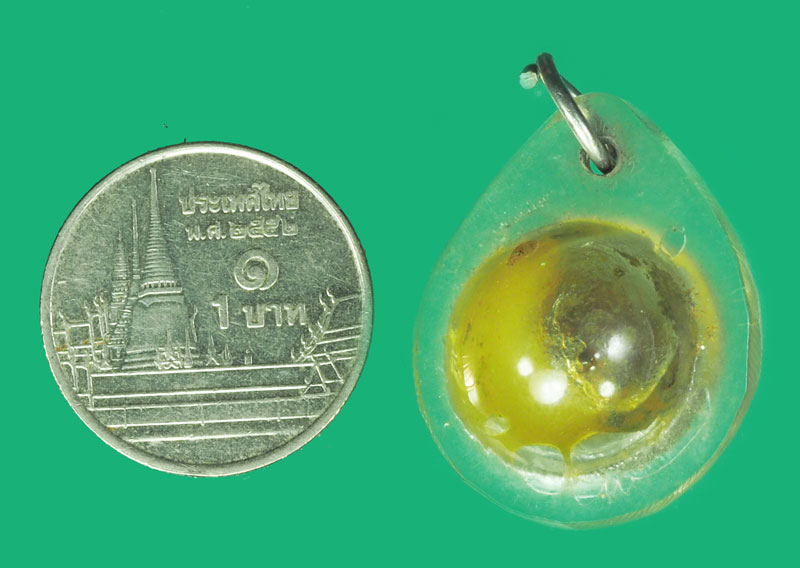 *38431 ลูกอมเทียน เลี่ยมพลาสติกเก่า ไม่ทราบที่และปีสร้าง 12