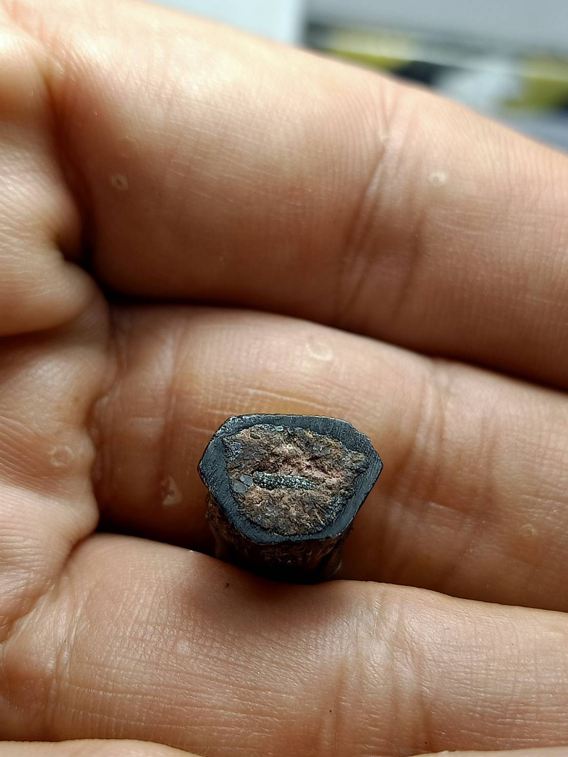 รูปหล่อพระยูไล รุ่น ๑ เนื้อเงิน ท่านเจ้าคุณเย็นเชี้ยว ฉลองวัดมังกรกมลาวาส(เล่งเน่ยยี่) ครบ ๑๓๐ ปี อุดผงไวโรจนฝังตะกรุดมหาลาภ ปี 2544 กรุงเทพ พร้อมกล่อง (SKU-07397)