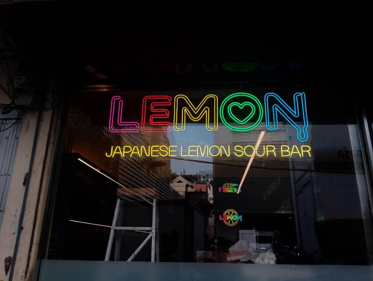 ไฟดัด LEMON