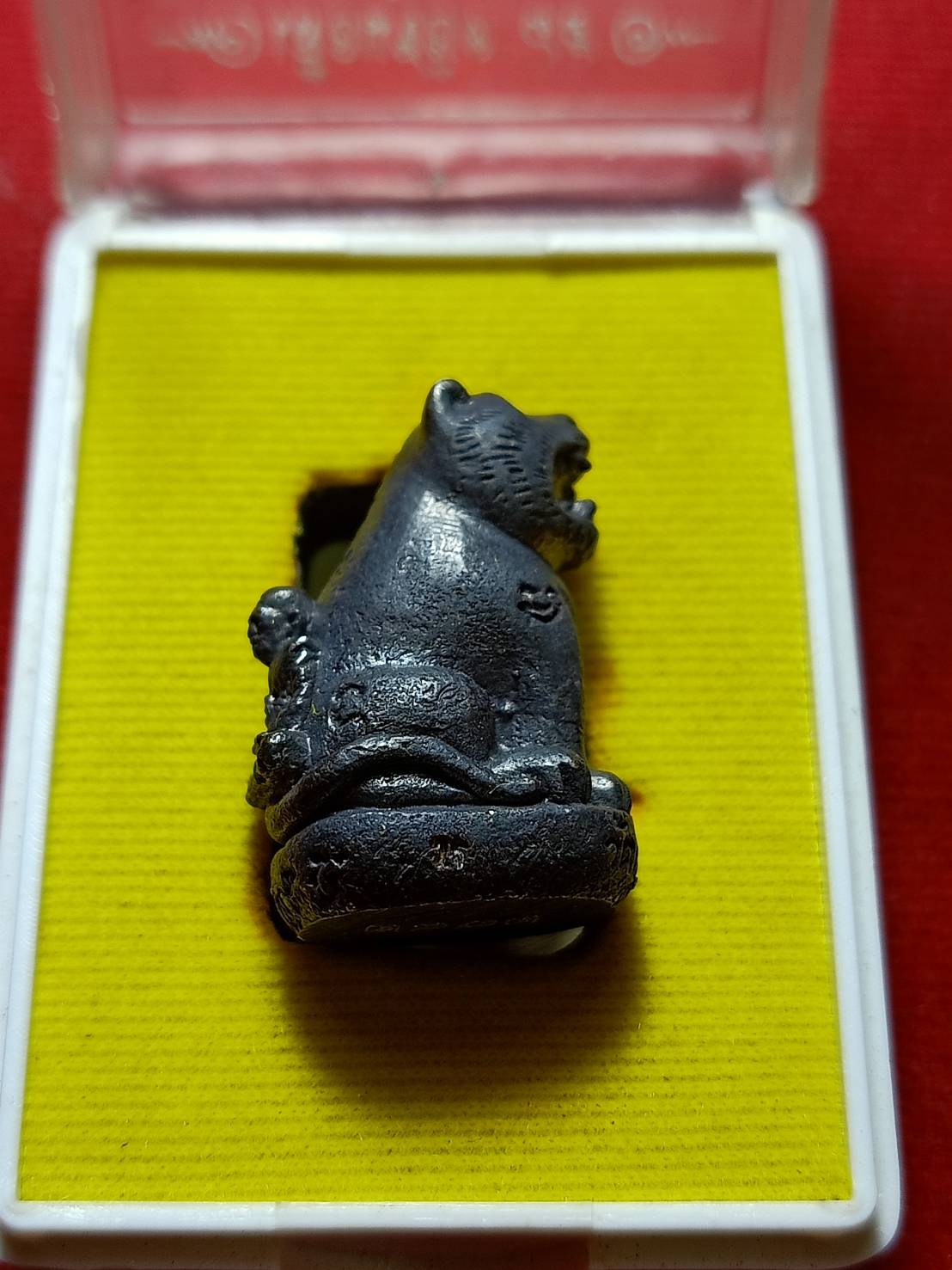 เสือแซยิด85 หลวงพ่อเพี้ยน วัดเกริ่นกฐิน จ.ลพบุรี ปี 2555 พร้อมกล่อง (SKU-06237)