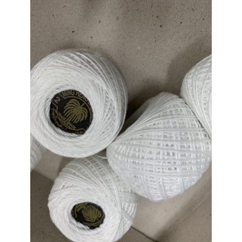 ด้ายกลุ่มม้วนใหญ่ MING HENG (ราคารวมแวท) ตราต้นมะพร้าว #2 เชือกด้าย สีขาว 12 ม้วน/1 กล่อง