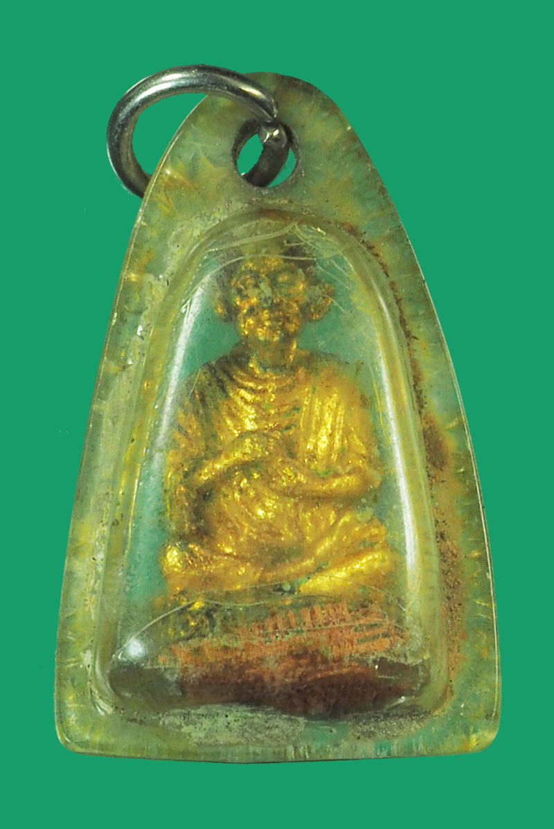 *33849 รูปหล่อสมเด็จพุทธจารย์โต พรหมรังษี กระหลั่ยทอง ไม่ทราบที่ และปีสร้าง เลี่ยมพลาสติกเก่า 8