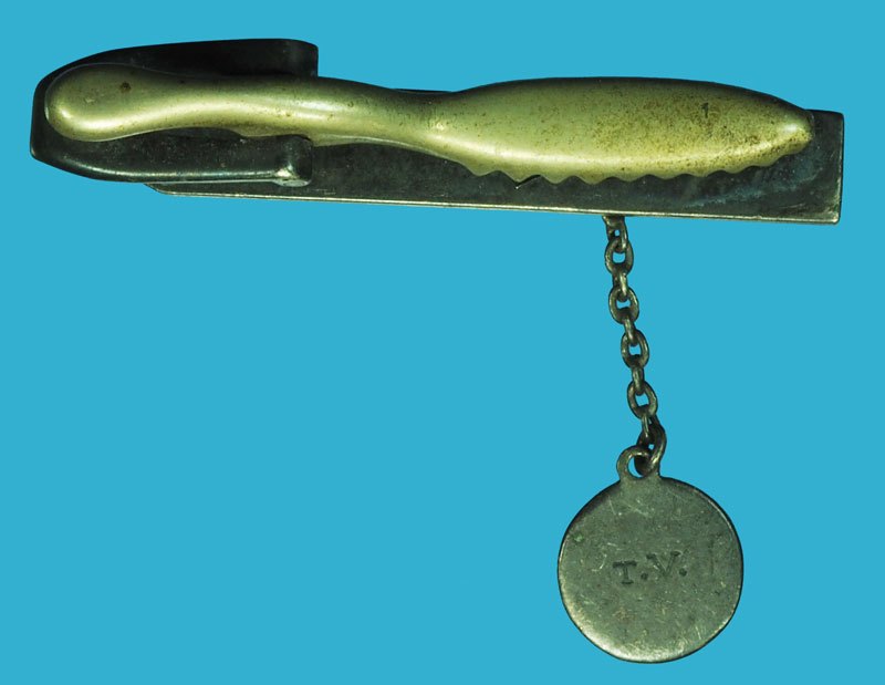 *37420 กลัดติดไทด์ ลงยาทำด้วยเงิน งานนอก เป็นของสะสม 17