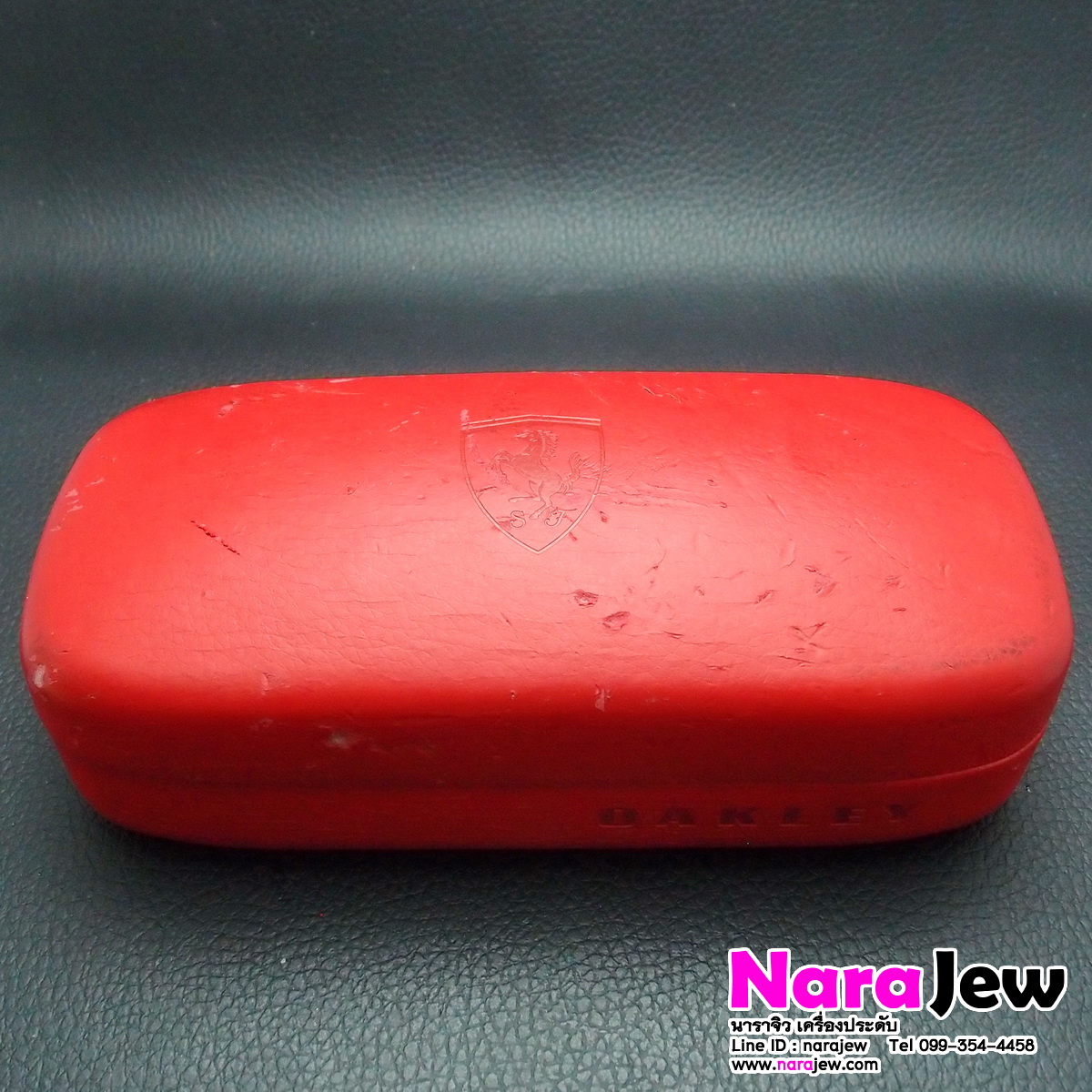 Oakley แว่นกันแดด รุ่น Chain link ของแท้จาก shop หลุดจำนำ