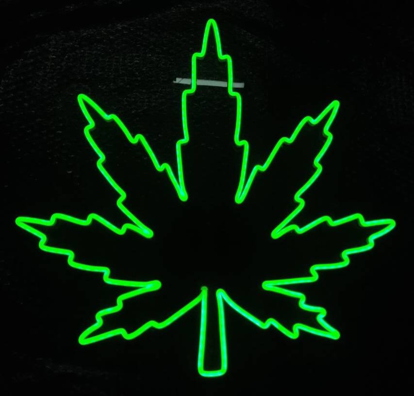 ป้ายไฟนีออนดัดledรูปใบกัญชา