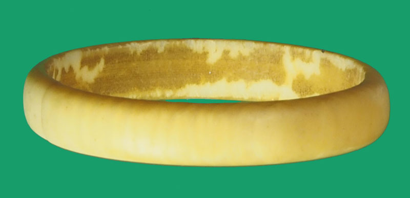 *33550 แหวนแกะ เก่า ไม่ทราบที่และปีสร้าง 12