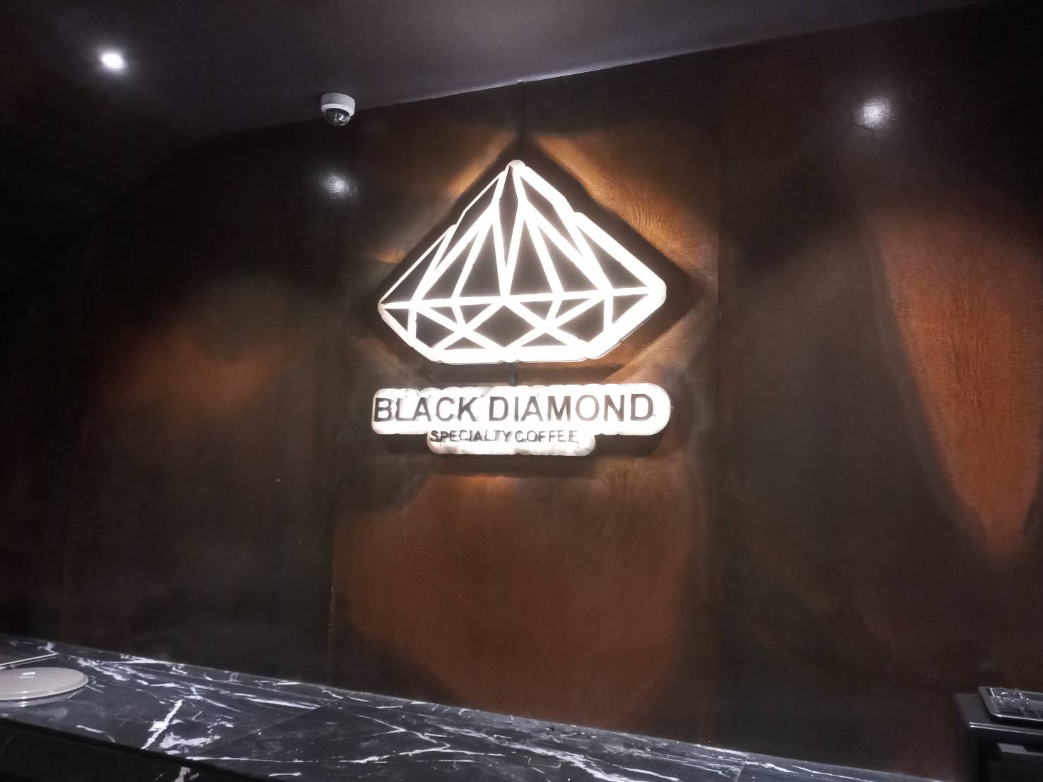 #ป้ายอักษรไฟออกหลัง