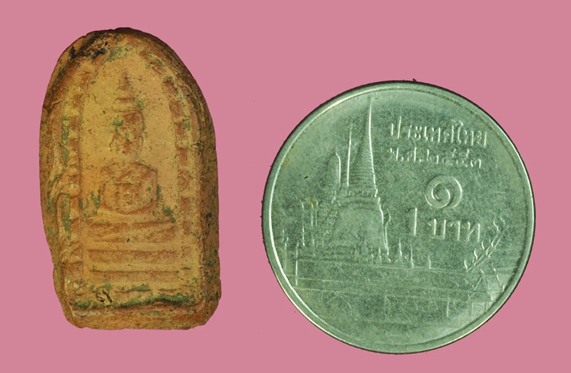 ขายแล้ว*39209 พระเนื้อดินพิมพ์สมาธิ เก่าไม่ทราบที่และปีสร้าง 3