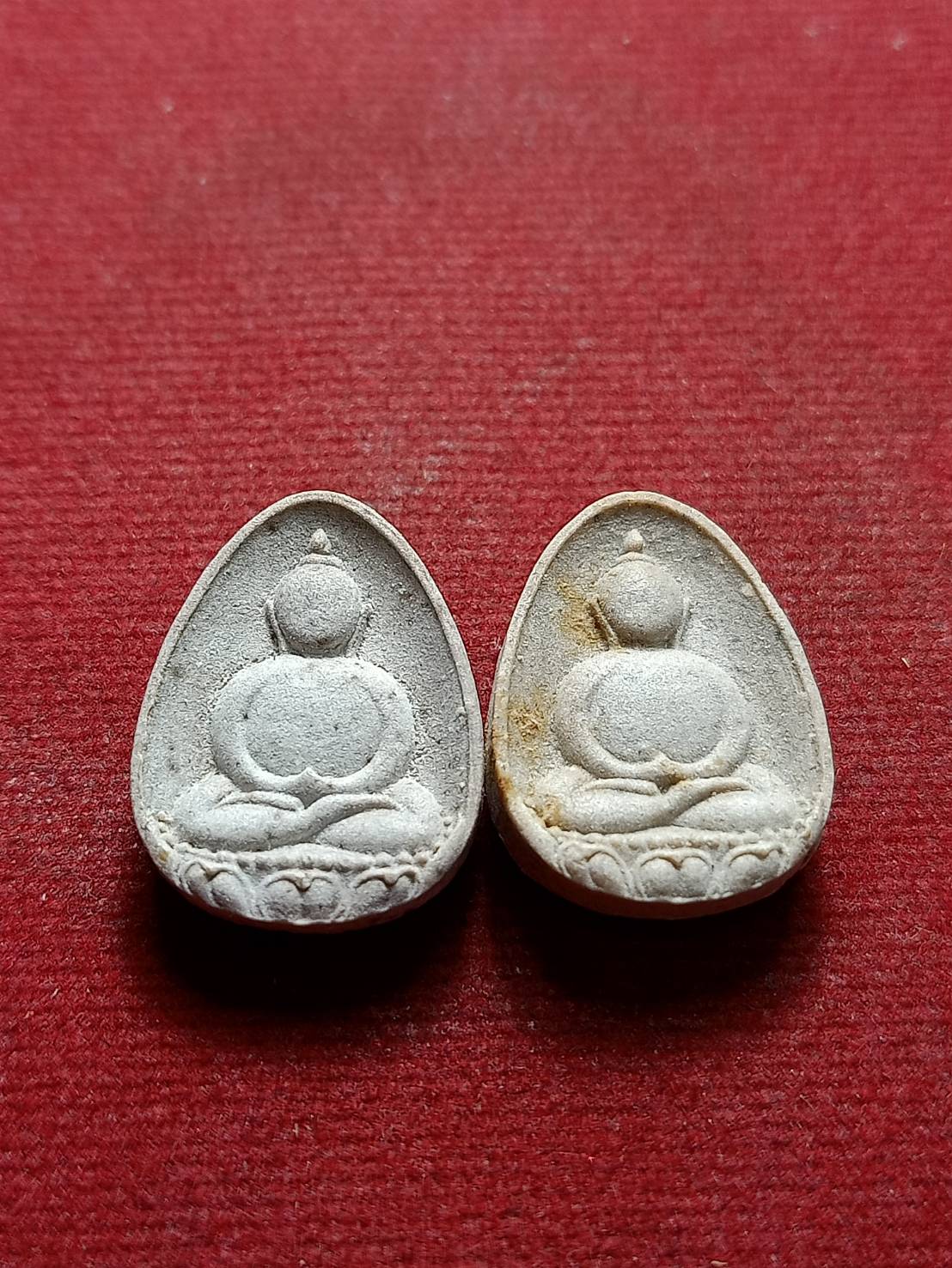 พระกลีบบัว หลังลายเซนต์ สมเด็จพระสังฆราช ซองเดิม วัดบวรนิเวศ กทม. ปี 2531 (SKU-09471)