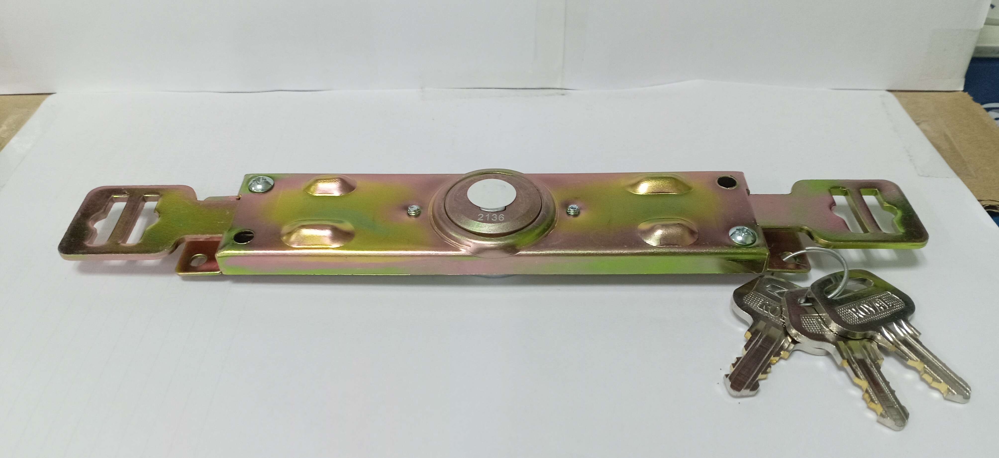 กุุญแจประตูม้วน ROYAL ล็อกประตูม้วน (ราคารวมแวท) กุญแจล็อคประตูม้วน กุญแจประตูม้วน ทองเหลือง{1901625401}