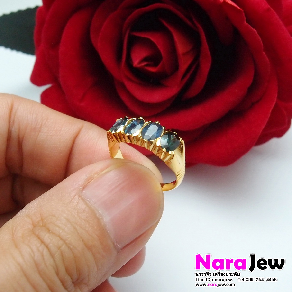 แหวนไพลิน แถว ประดับไพลินแท้ 4 เม็ด นน.รวม 2.4 กะรัต