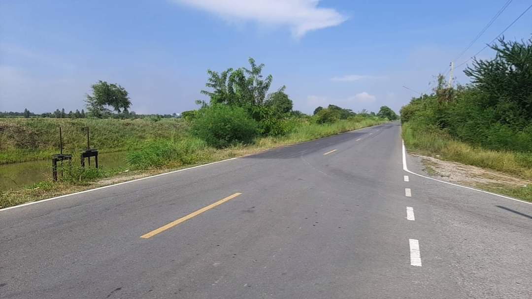 ที่ดินที่นา พื้นที่ 11-1-90 ไร่ สามชุก สุพรรณบุรี