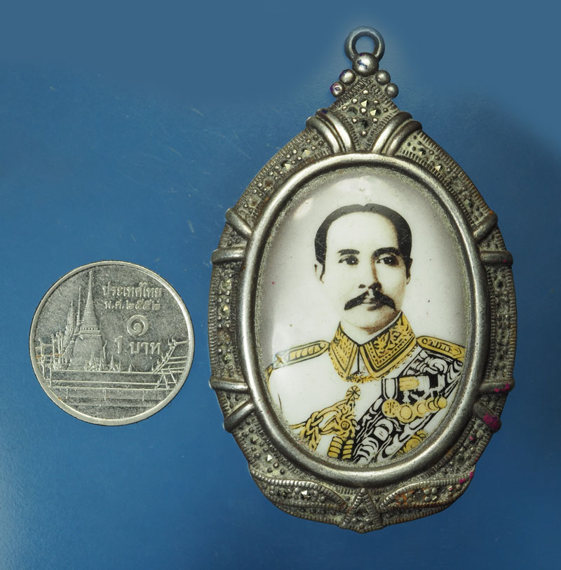 *30375 ล็อกเก็ตจัมโบ ในหลวงรัชกาลที่ 5 เลี่ยมเงินหนา ไม่ทราบที่ 5