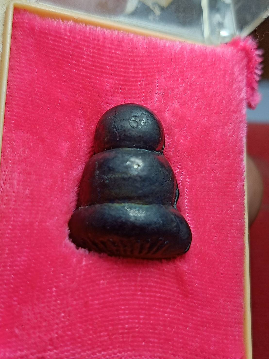 พระปิดตาหลวงพ่อปล้อง เนื้อเมฆพัด วัดหลุมดิน จ.ราชบุรี พร้อมกล่อง (SKU-10266)