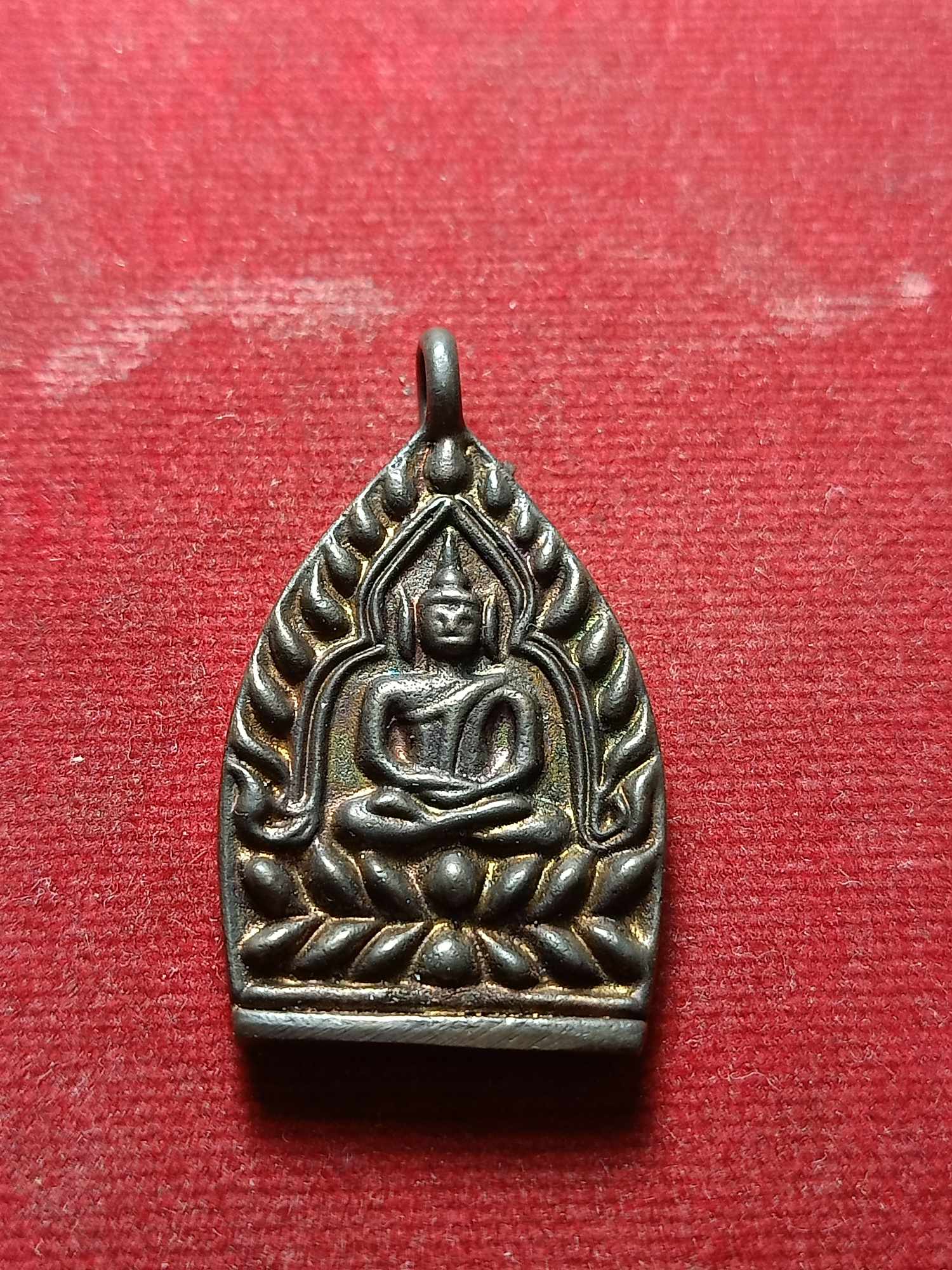 เหรียญเจ้าสัว รุ่นสมปรารถนา หลวงพ่อคง วัดกลางบางแก้ว จ.นครปฐม ปี 2555 พร้อมกล่อง (SKU-04384)