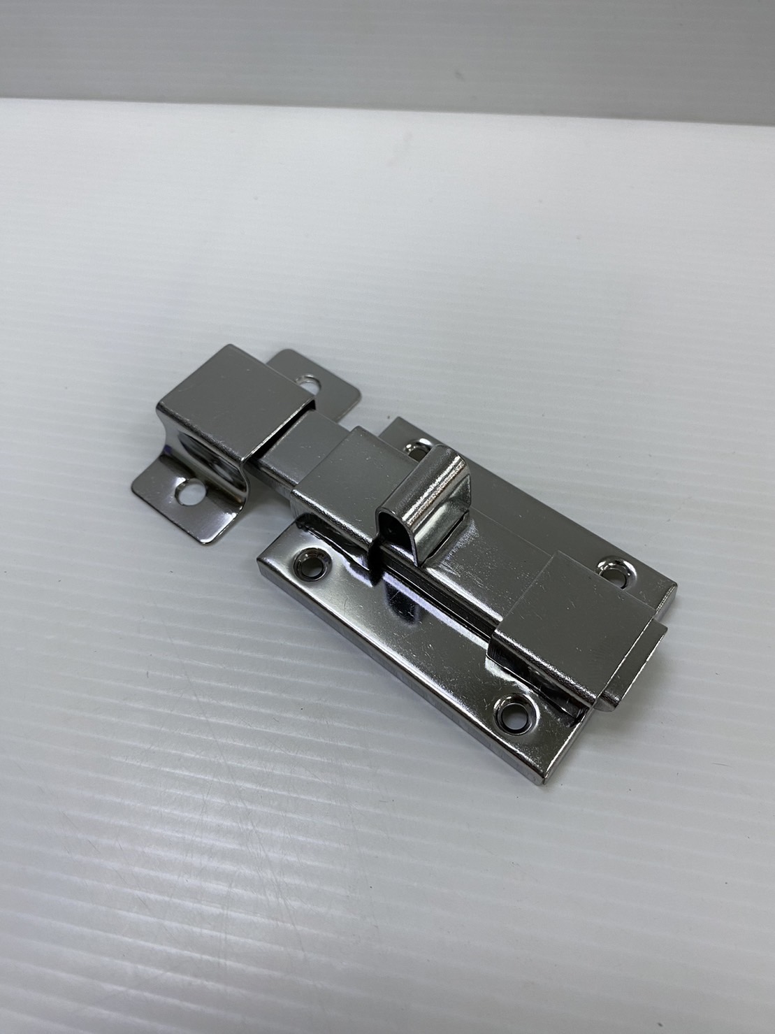 กลอนสี่เหลี่ยมสแตนเลส ห้องน้ำ (ราคารวมแวท) (กล่อง 12 อัน) กลอนประตู กลอนสแตนเลส กลอนห้องน้ำ(แม่เหล็กดูดติด SUS430PS)