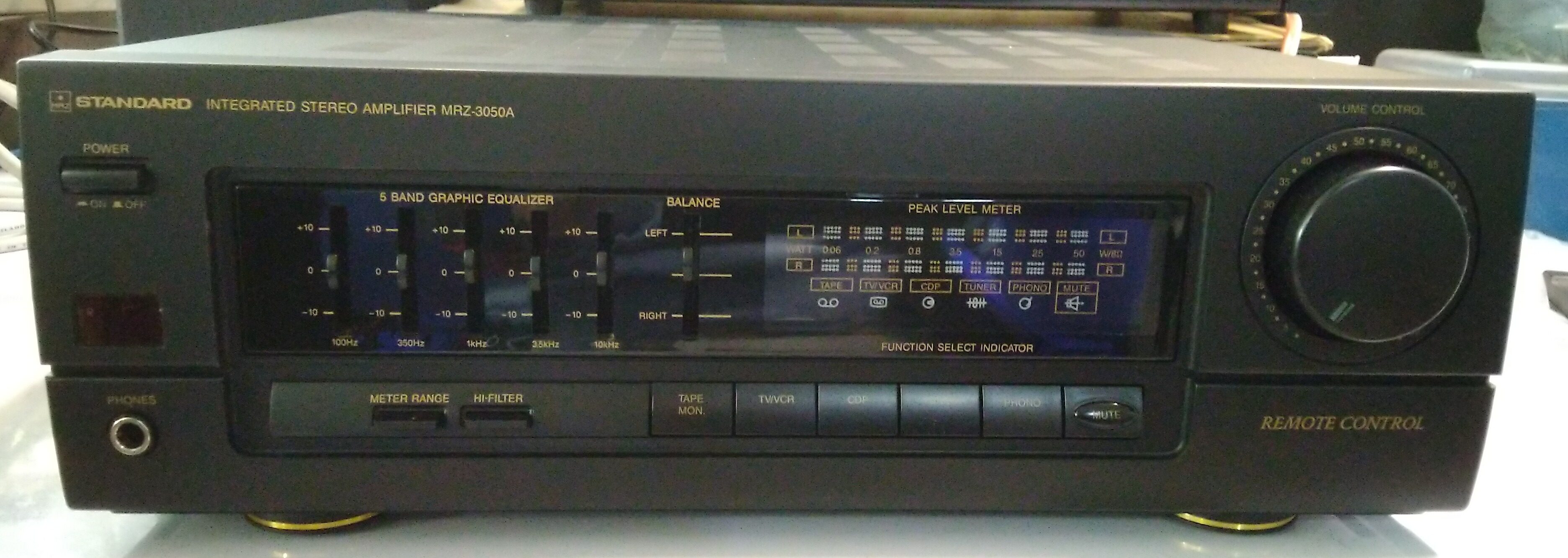 STANDARD MRZ-3050 A