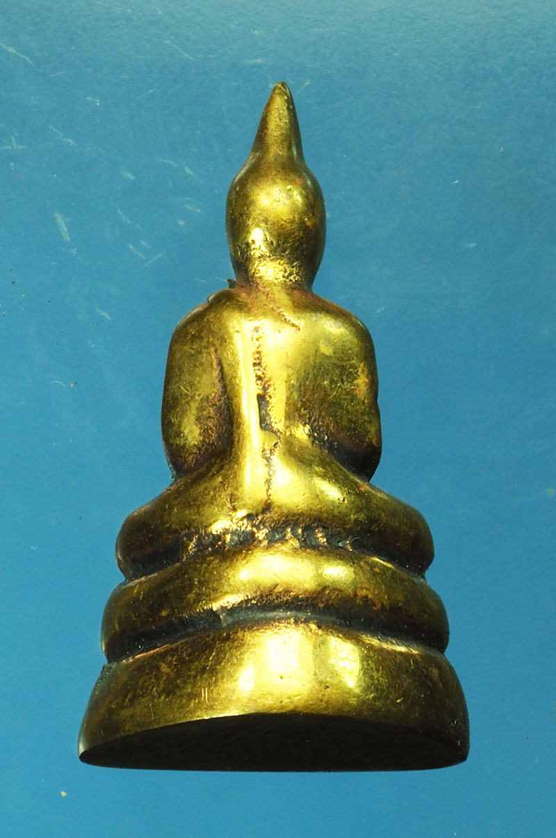 ขายแล้ว*28962 พระพุทธปางสมาธิ ไม่ทราบที่และปีสร้าง เนื้อทองเหลือง 3