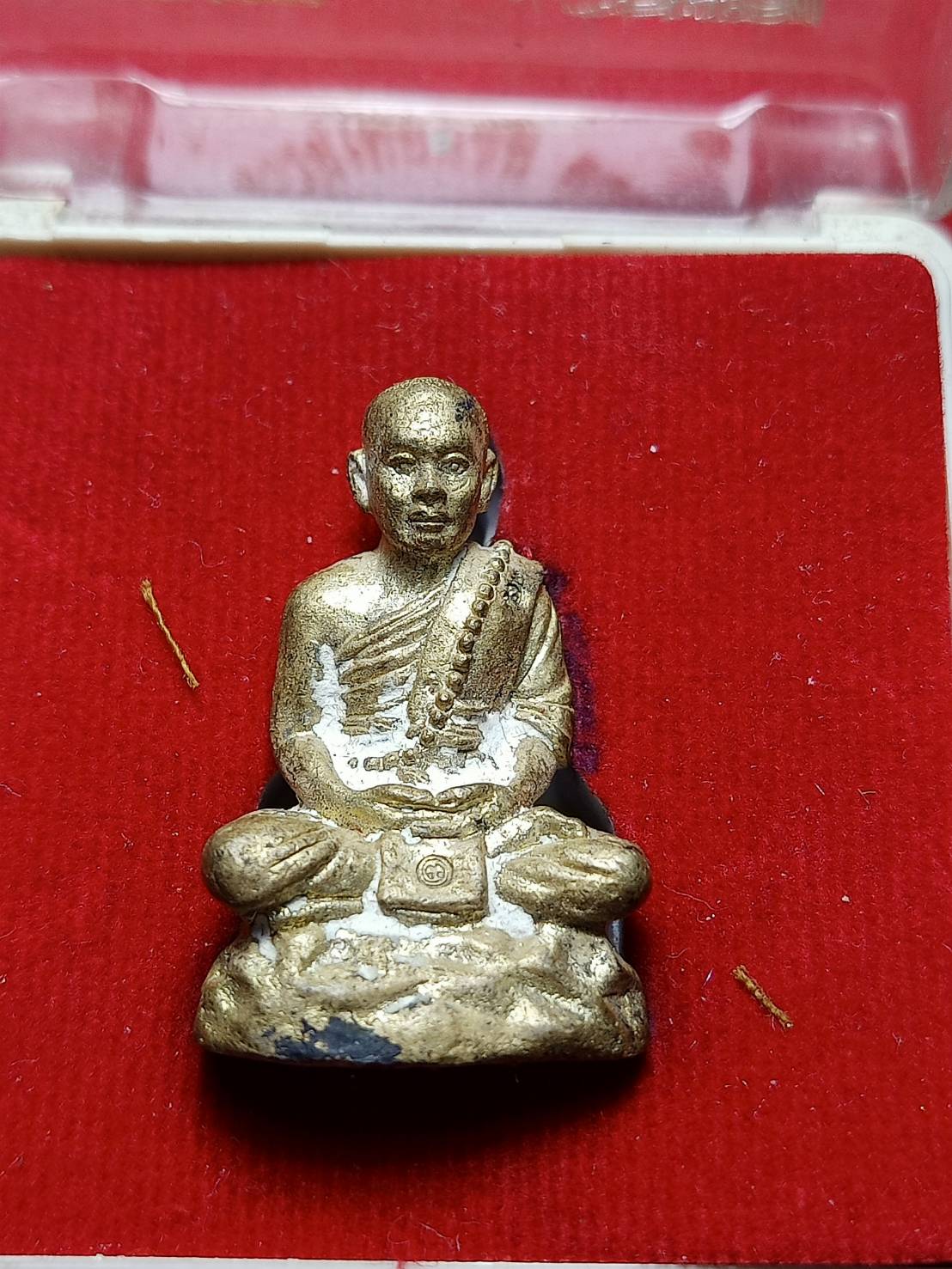รูปหล่อพระอาจาย์เทียนชัย รุ่นมหาปราบ 1 วัดหนองขาม จ.นครราชสีมา ปี 2557 พร้อมกล่อง (SKU-05511)