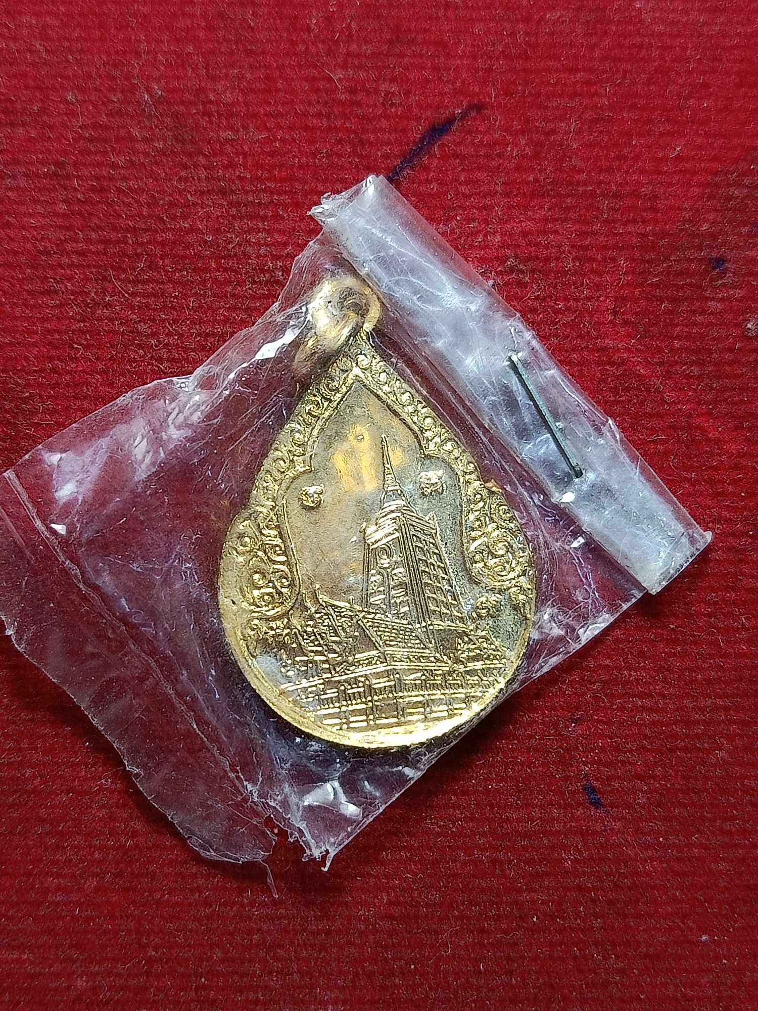 ล็อคเก็ตพระอาจารย์วิริยังค์ วัดธรรมมงคล กรุงเทพ (SKU-03337)