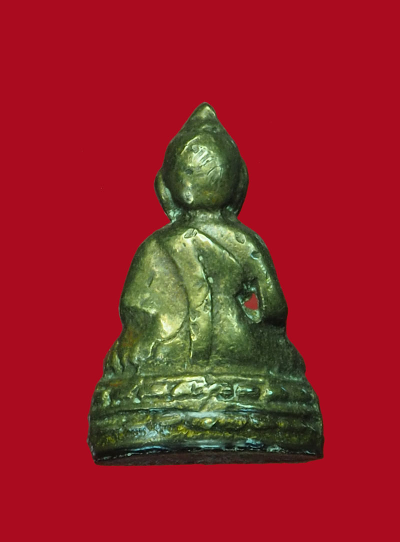 *30586 พระชัยวัฒน์ เนื้อทองเหลืองเก่า ไม่ทราบที่และปีสร้าง 7