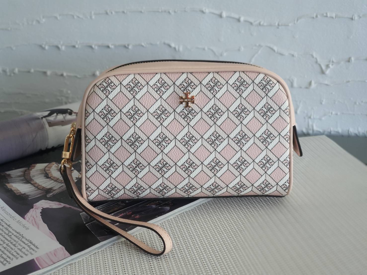 New Tory Burch Printed Cosmetic Bag Clutch