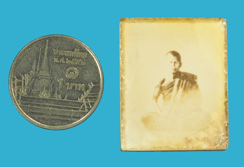 *35467 รูปถ่ายอัดกระจก เก่าไม่ทราบที่และปีสร้าง 4