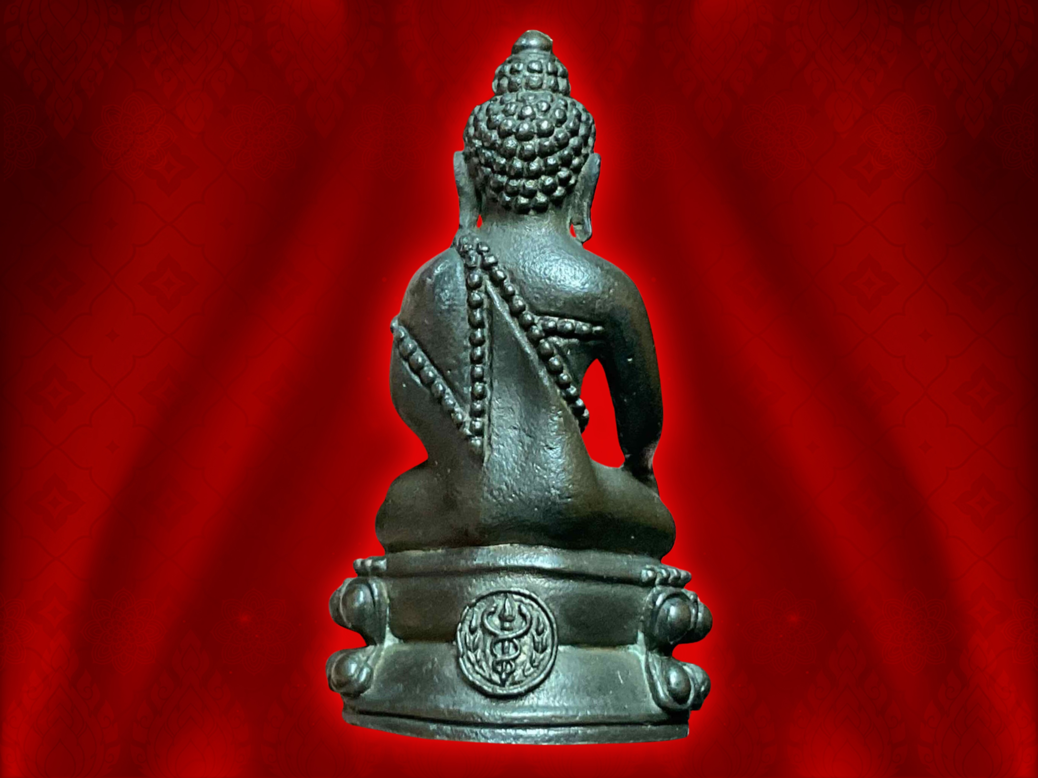 พระกริ่งคุ้มเกล้า (คุ้มเกล้ามหามงคล) ภปร. ปี 2524 พิธีใหญ่ เนื้อเงิน หายากสุดๆ กริ่งดังฟังชัด งามสุดๆ ในหลวง ร.๙ ทรงเททอง สมเด็จพระสังฆราชเจ้า กรมหลวงวชิรญาณสังวร (เจริญ สุวัฑฒโน) วัดบวรนิเวศวิหาร พระเกจิคณาจารย์และพระวิปัสสนาจารย์ที่มีชื่อเสียงทุกรูปในยุ